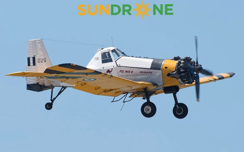 PZL-Mielec M-18 Dromader (Ba Lan)